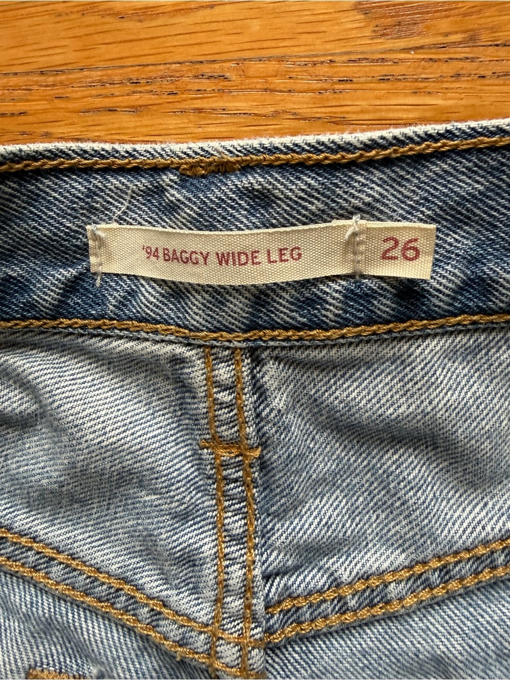 Levi’s “94 Baggy Wide Leg Jeans size 26 - Picture 2 of 3